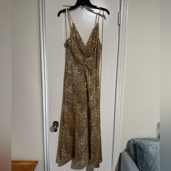 Halston Gold Sequin Gown (New!) is available for purchase on au PAY Market  - Imported Goods Online Store Co.Ltd. | au PAY Market - Online Shopping Site